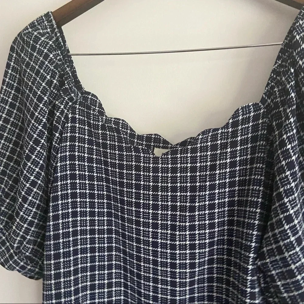 Puff Sleeve Check Plaid Scalloped Neckline Size XL Petite Checkered